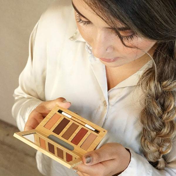 Make Up & Nails
