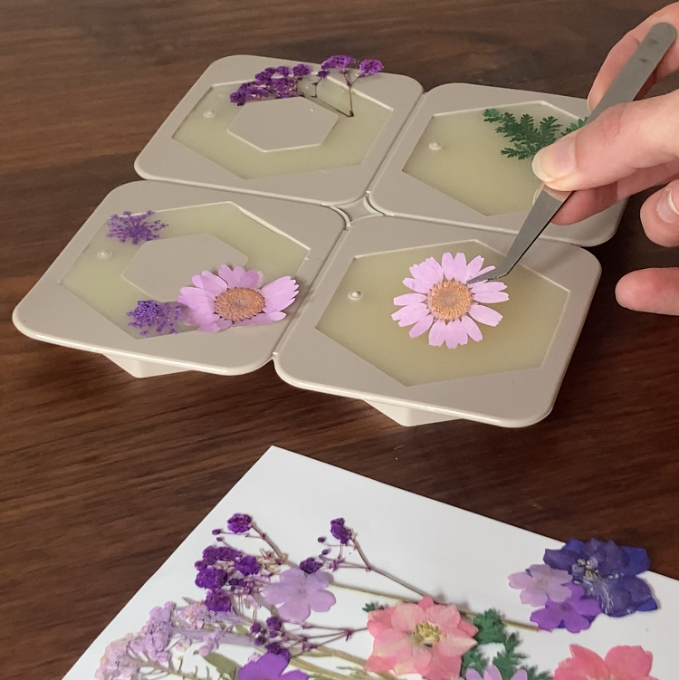 Make Your Own Christmas Gifts @ Charlie’s Bar, Sun 23rd Nov 5pm