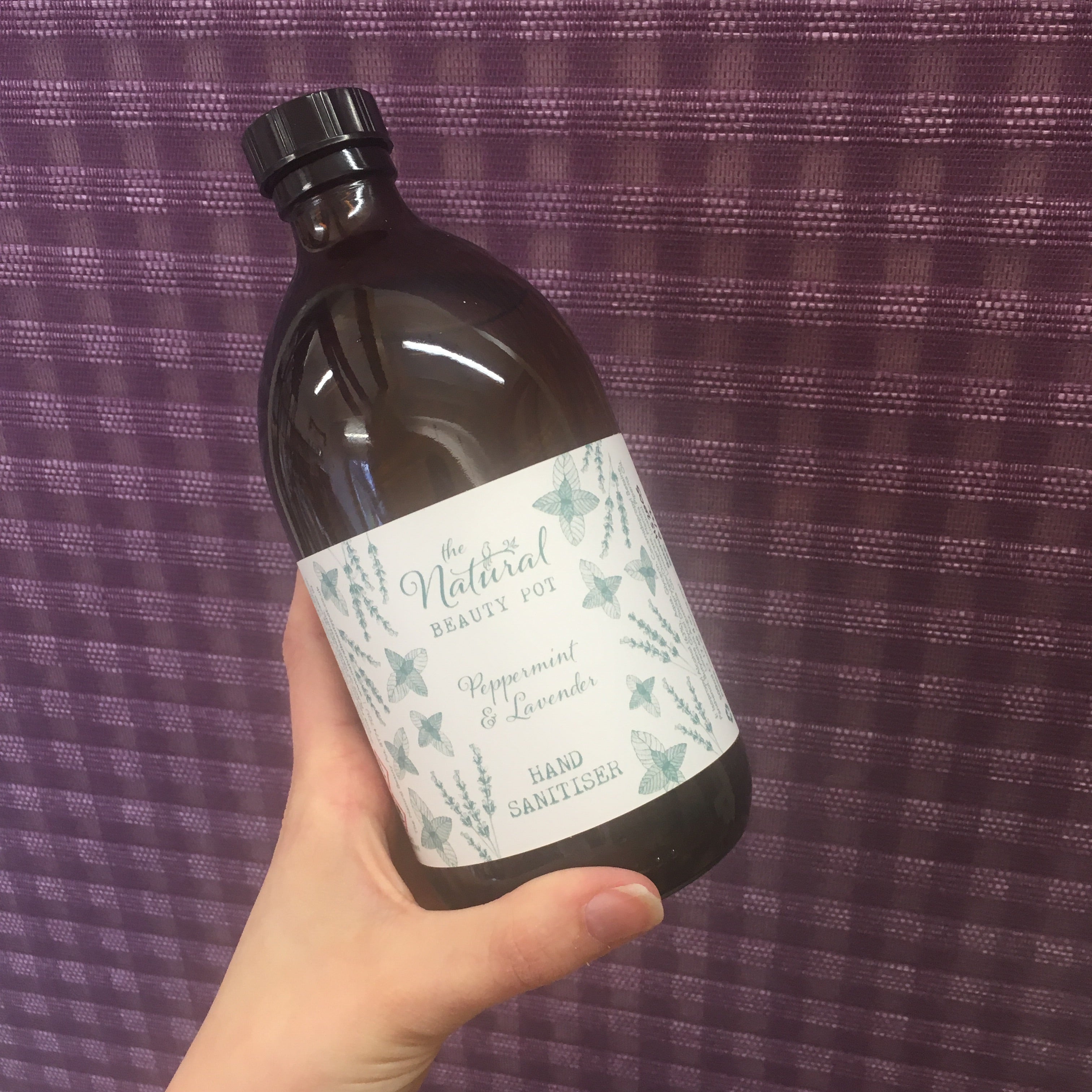 Hand sanitiser with essential oils refill