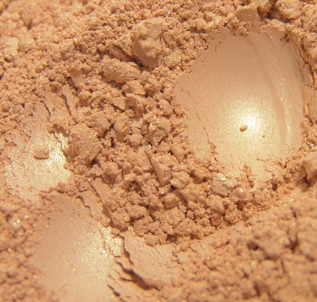 Mineral Highlighter | Gold Highlighter | Warm Toned Skin | Vegan